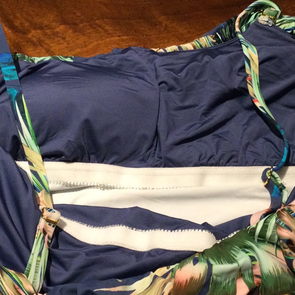 NWT $134 LA BLANCA 22W TROPICAL RAIN OFF SHOULDER - Picture 7 of 10